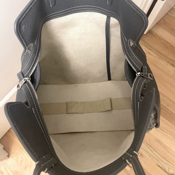 Goyard Hardy PM Bag, Dust Bag, & Detachable Pouch. Excellent Condition! - Picture 11 of 16